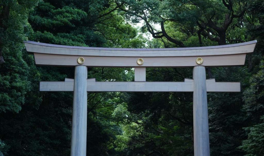 Entrance to Meiji Temple downtown Tokyo, Japan